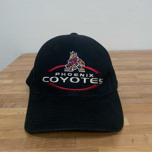 Vintage 90s Logo 7 NHL Hockey Phoenix Coyotes Adjustable Strap Back Hat Black - Picture 1 of 7